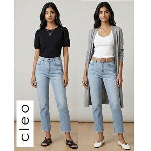 CLEO - Straight leg light wash distressed blue jeans